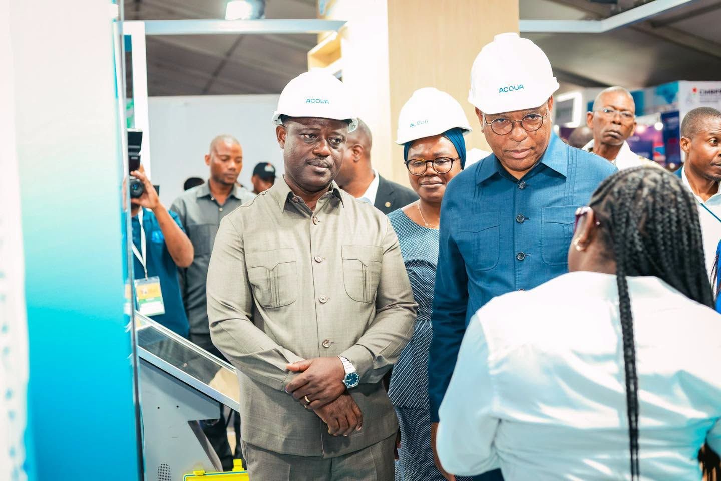 MOMENTOS QUE MARCARAM A VISITA AS ESTANDES DA 3ª EDIÇÃO DA EXPO HUAMBO EDIÇÃO 2026